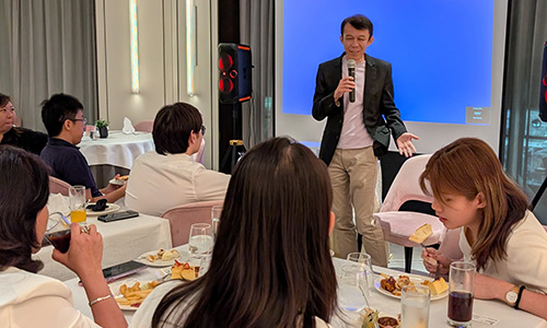 conversattion-with-HRs